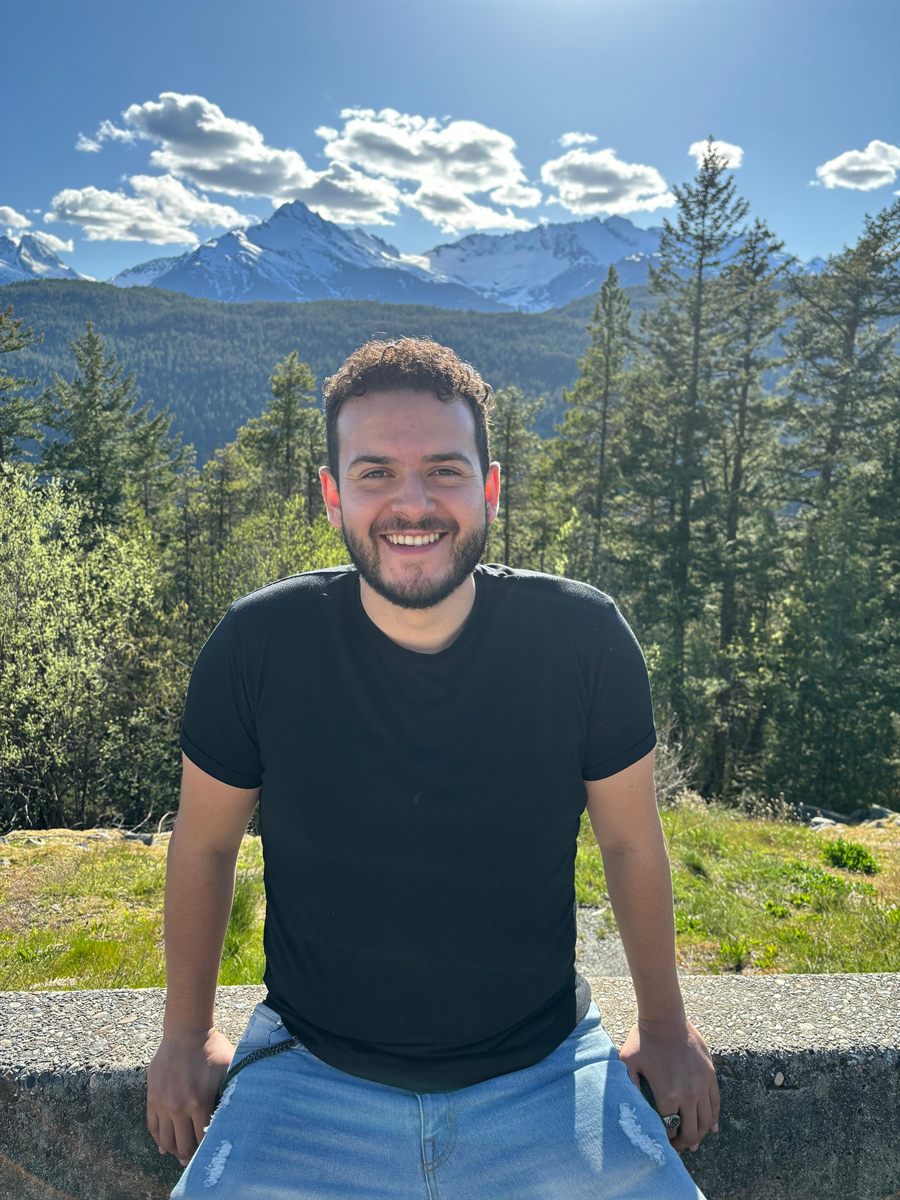 Portrait of Abraham, founder of Quantum Leaps Integration Consulting